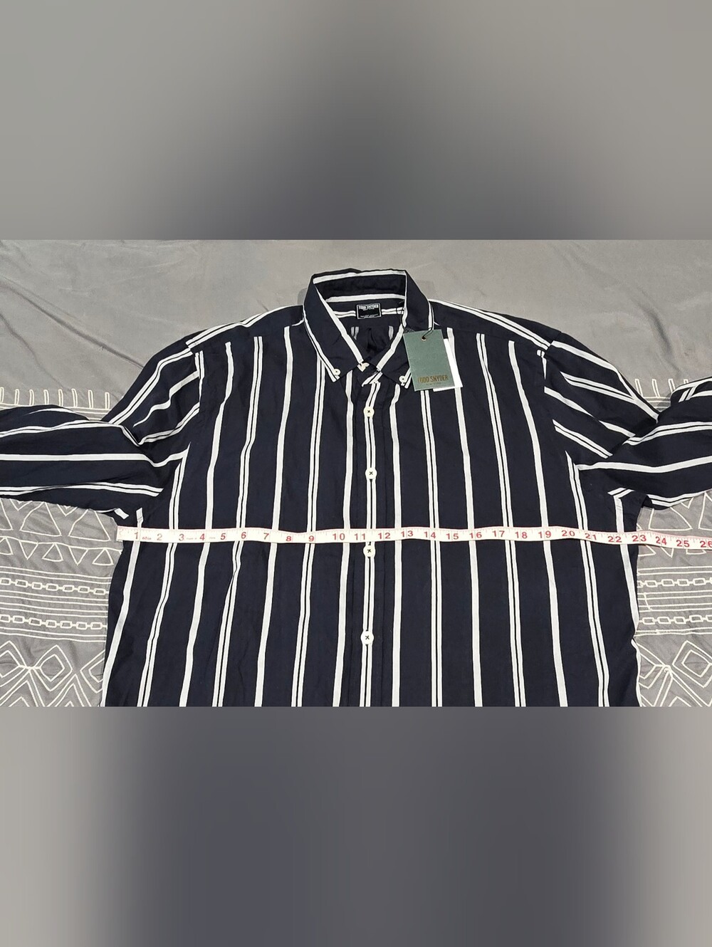 Todd Snyder Navy Satin White Stripe Button Down Size XL - Picture 7 of 8